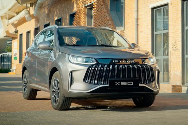 Паркетник Jetour X50: комплектации и цены в России Паркетник Jetour X50: комплектации и цены в России