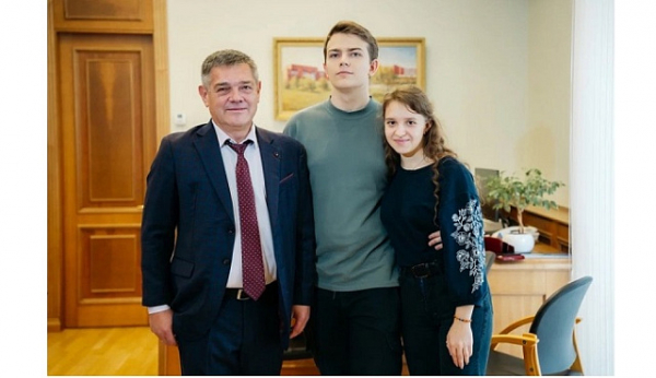 Молодая студенческая семья из МИЭТа получила поддержку от вуза