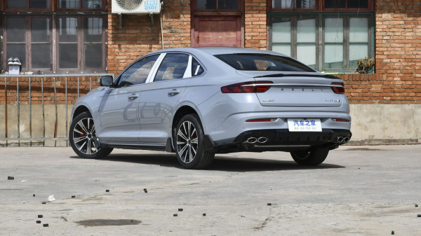 В Китае представлен обновленный седан Geely Preface В Китае представлен обновленный седан Geely Preface