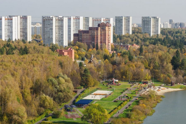 Как в Зеленограде благоустроены Школьное озеро и Быково болото