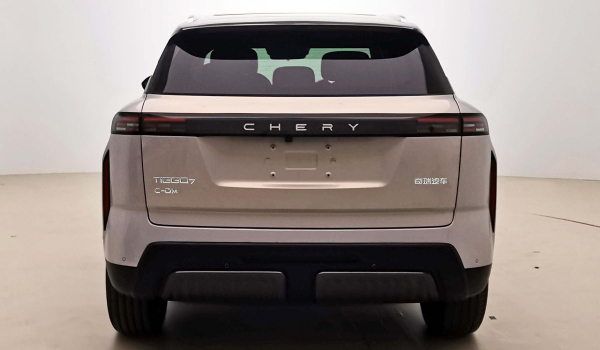 Кроссоверы Chery Tiggo 7: показаны новые варианты Кроссоверы Chery Tiggo 7: показаны новые варианты