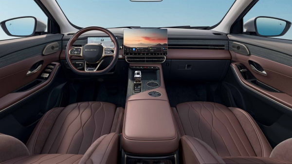 Семиместный кроссовер Soueast S09: цены в России