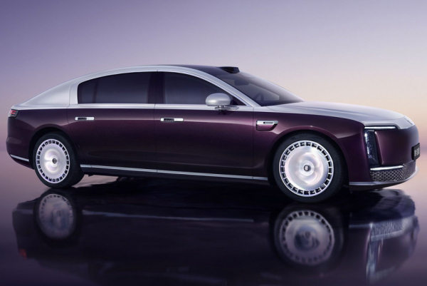 Huawei и JAC показали представительский седан Maextro S800