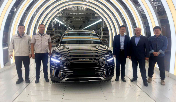 Дайджест дня: Range Rover со статуей, калужский Haval и другие события индустрии Дайджест дня: Range Rover со статуей, калужский Haval и другие события индустрии