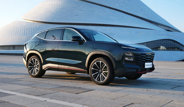 Кроссовер Jetour Dashing для России обрел «автомат» и полный привод Кроссовер Jetour Dashing для России обрел «автомат» и полный привод