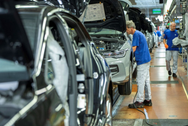 Беды компании Volkswagen: забастовки и новый ID-дизайн