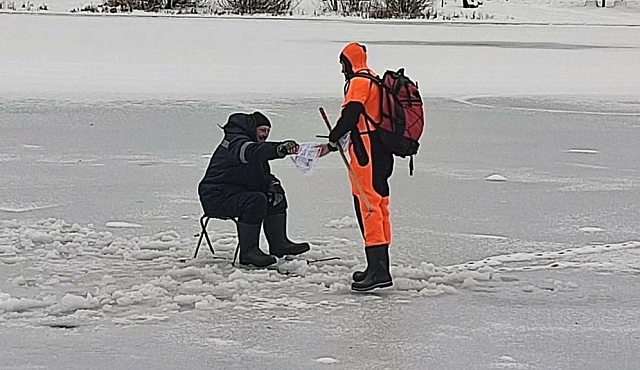 Зеленоградские спасатели регулярно патрулируют водоемы