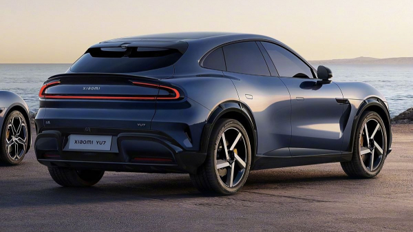 Показан кроссовер Xiaomi YU7 Показан кроссовер Xiaomi YU7