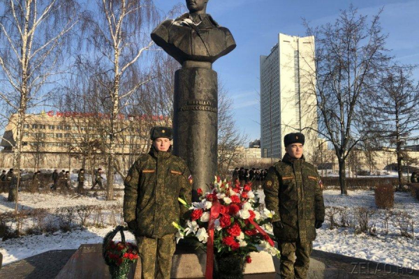 День начала контрнаступления под Москвой отметили возложением цветов