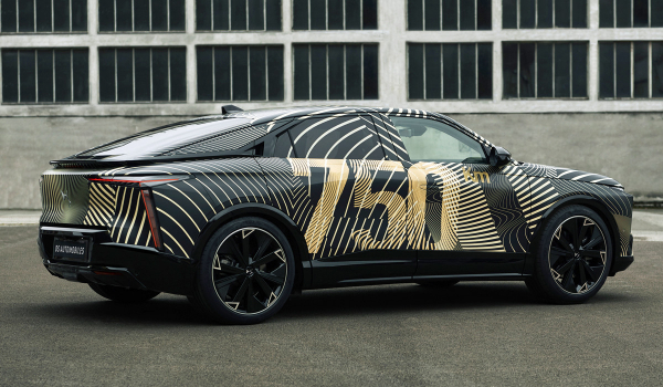 Будущий кроссовер DS N°8: новое имя и интерьер Будущий кроссовер DS N°8: новое имя и интерьер