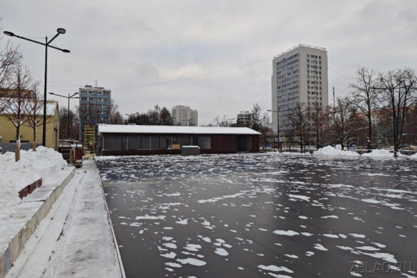 Каток на площади Юности планируется открыть в преддверии Нового года