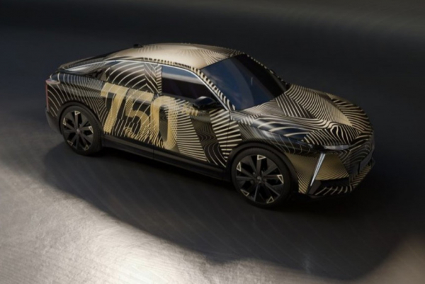 Будущий кроссовер DS N°8: новое имя и интерьер Будущий кроссовер DS N°8: новое имя и интерьер