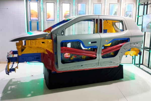 Электромобиль Атом: кузов и безопасность