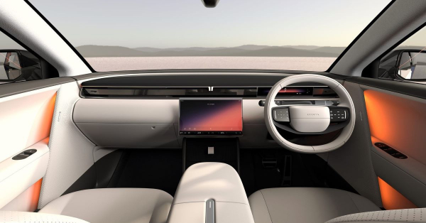 Показан кроссовер Tata Avinya X на платформе JLR Показан кроссовер Tata Avinya X на платформе JLR