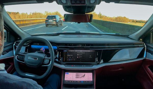 Дайджест дня: базовый GranCabrio, Esteo для России и другие события индустрии Дайджест дня: базовый GranCabrio, Esteo для России и другие события индустрии