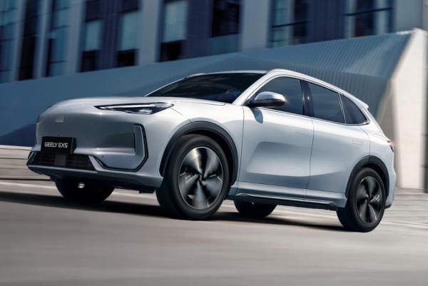 Дайджест дня: Geely EX5 в продаже, бензиновый Cummins и другие события индустрии Дайджест дня: Geely EX5 в продаже, бензиновый Cummins и другие события индустрии