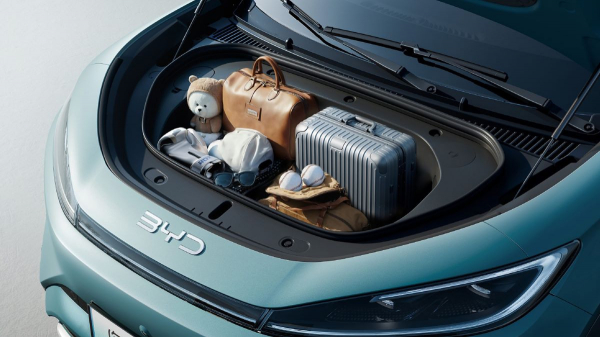 Паркетник BYD Sealion 05 EV: официальные изображения