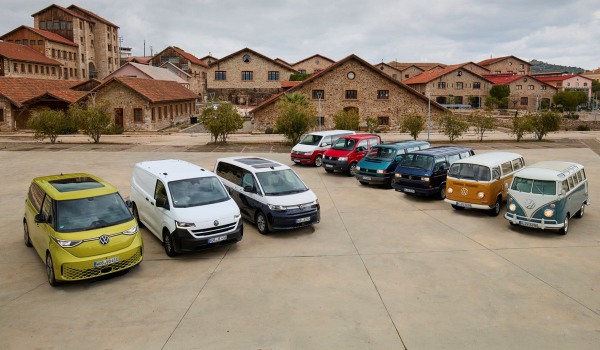 Дайджест дня: будущий Jeep Compass, Xiaomi на экспорт и другие события индустрии Дайджест дня: будущий Jeep Compass, Xiaomi на экспорт и другие события индустрии