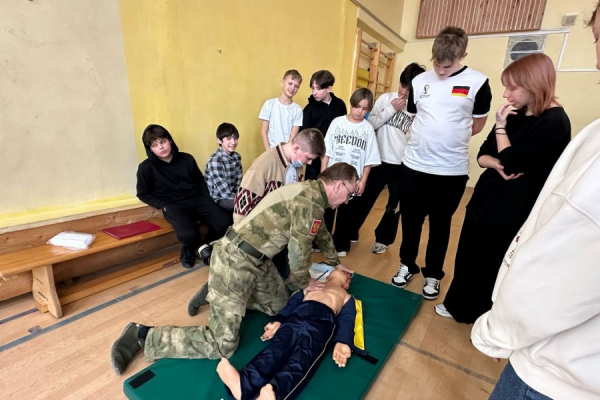 В школах Зеленограда ребят готовят к участию в соревнованиях «Школа безопасности»