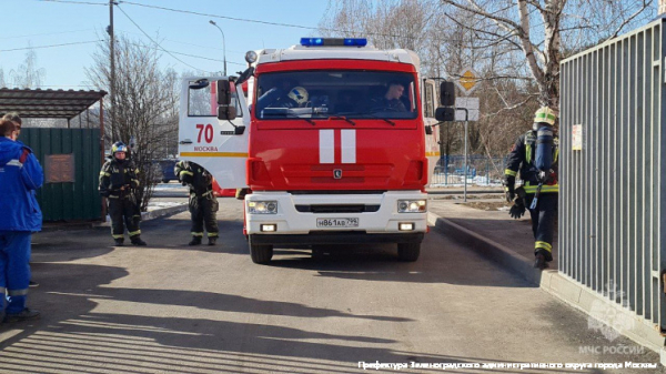 Пожарно-тактическое учение на здание подстанции № 27 скорой и неотложной медицинской помощи имени А. С. Пучкова города Москвы прошли в Зеленограде
