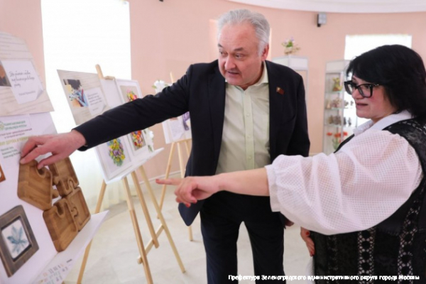 В московском парламентском центре открылась выставка работ зеленоградского центра «Ремесла»