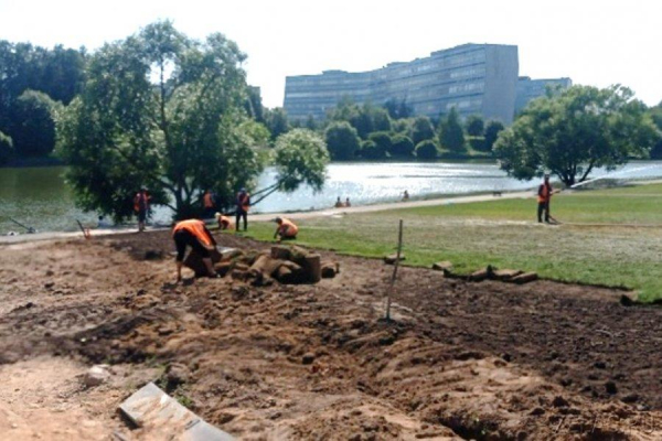 В Зеленограде продолжается благоустройство зоны отдыха Большого городского пруда