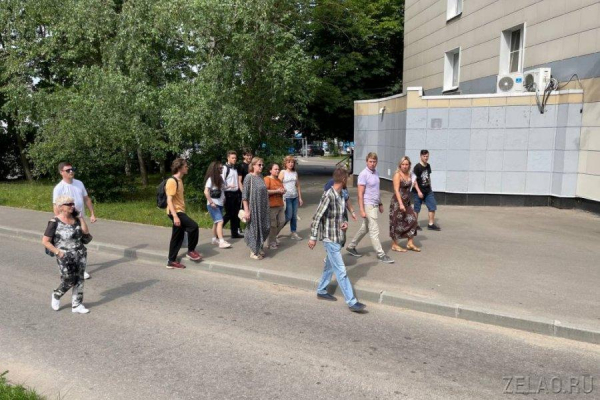 Глава управы Старое Крюково Максим Хлудов провел традиционный обход территории