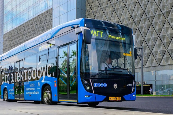 Собянин: В Москве запущен 220-й электробусный маршрут