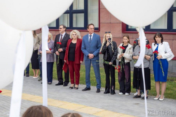 Памятную доску Дмитрию Разумовскому открыли в Зеленограде