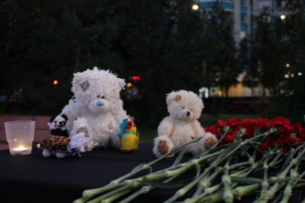 На площади Юности в Зеленограде прошла акция памяти «Свеча Беслана»