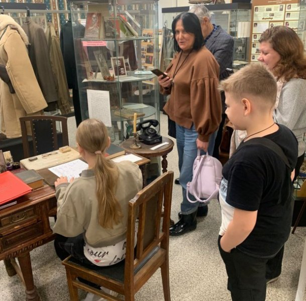 Делегация зеленоградцев посетила Музей Карбышева и его времени