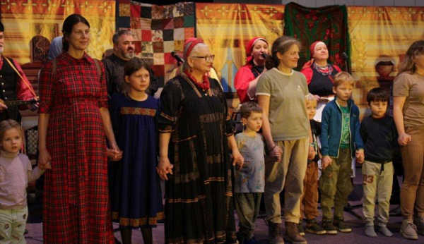 От зерна до рубахи: Этнофестиваль собрал любителей старины