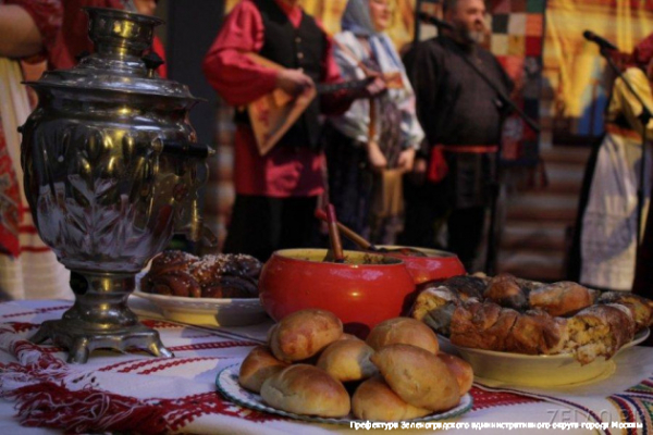 От зерна до рубахи: Этнофестиваль собрал любителей старины