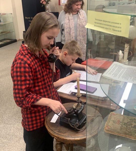 Делегация зеленоградцев посетила Музей Карбышева и его времени