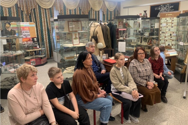 Делегация зеленоградцев посетила Музей Карбышева и его времени