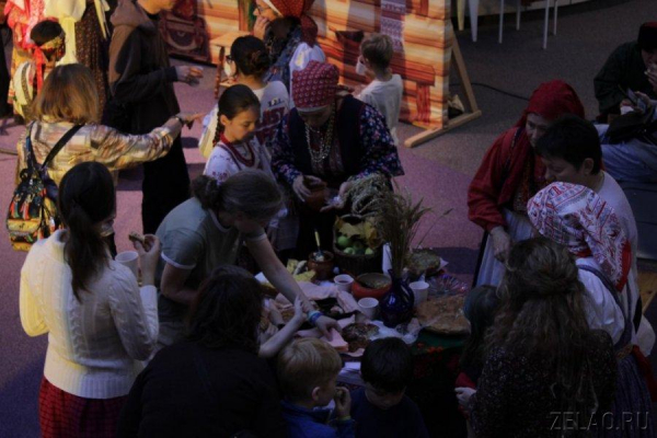 От зерна до рубахи: Этнофестиваль  собрал любителей старины.