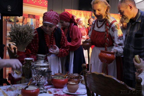 От зерна до рубахи: Этнофестиваль  собрал любителей старины.