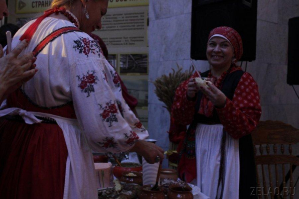 От зерна до рубахи: Этнофестиваль  собрал любителей старины.