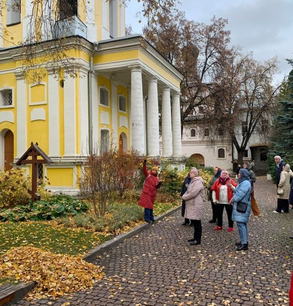 «На брезе реки Москвы, в горах…»
