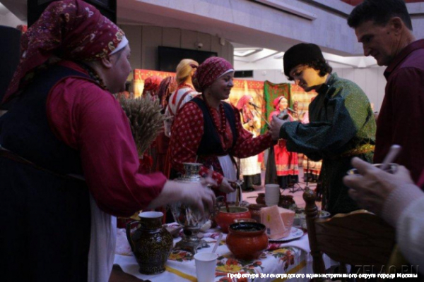 От зерна до рубахи: Этнофестиваль собрал любителей старины