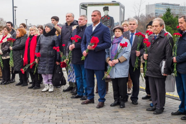 Зеленоград и Кострома почтили память героев Битвы за Москву