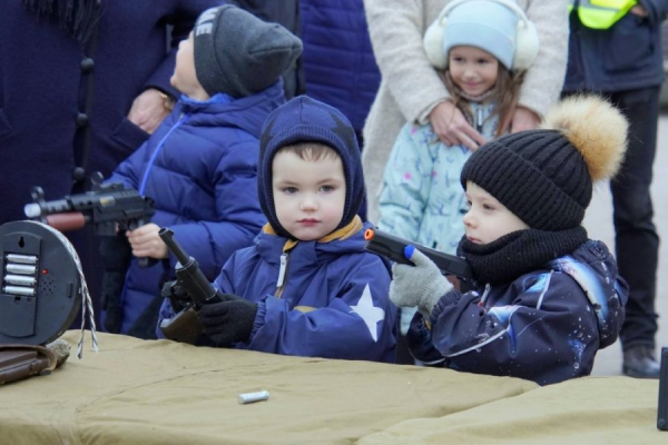 Военно-исторический мастер-класс прошел на Михайловском пруду в Зеленограде