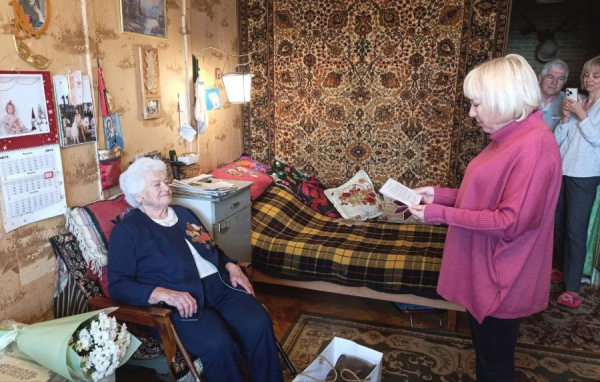 В Савелках поздравили 100-летнего юбиляра