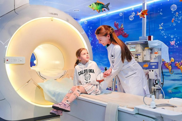 Собянин сообщил о росте доступности высокотехнологичной медицины для детей