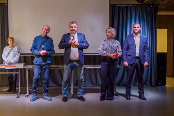 В библиотеке №252 открылась выставка лауреатов фестивалей «Россия, которую мы защищаем»