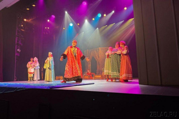 В «Ведогонь-театре» состоялся юбилейный вечер Александра Бавтрикова и Натальи Табачковой «Опять 25!»