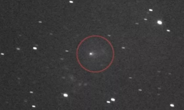 Комета 3I/ATLAS удивила астрономов «вращением», вновь разжигая споры о её природе