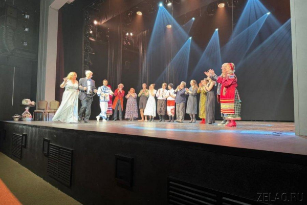 В «Ведогонь-театре» состоялся юбилейный вечер Александра Бавтрикова и Натальи Табачковой «Опять 25!»