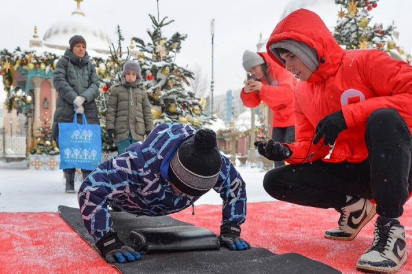 Конкурс «Самый сильный житель района» проходит на 27 городских площадках