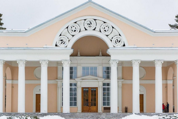 Собянин: После реставрации Дом культуры на ВДНХ вновь стал центром притяжения